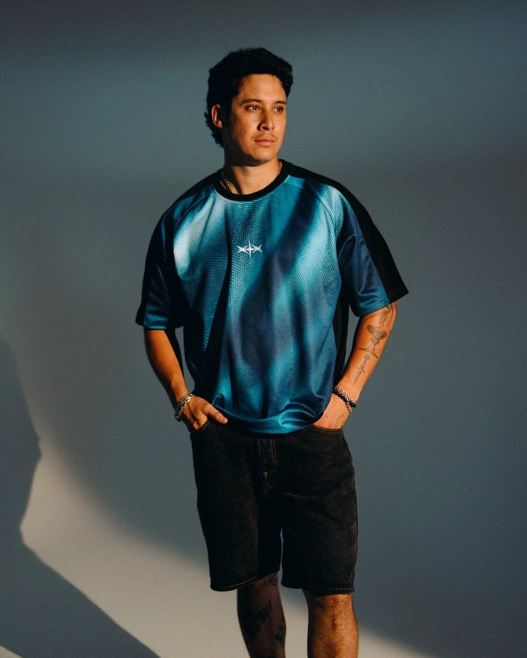 Model is 5'11" and 200lbs wearing size L